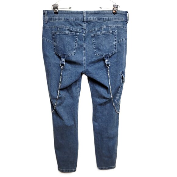 Hot Topic Light Indigo Grommets & Chains Skinny Jeans Plus Size 18 - Picture 8 of 13